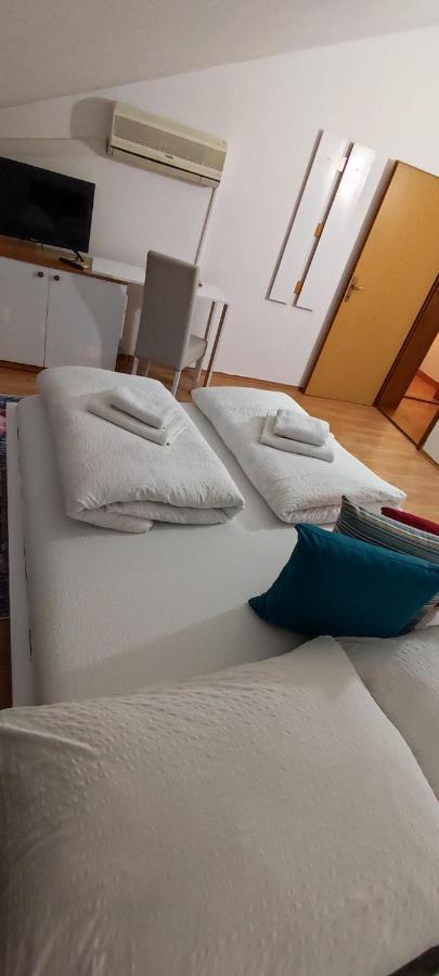 Villa Monera Apartments & Rooms & Free Garage Mostar Extérieur photo