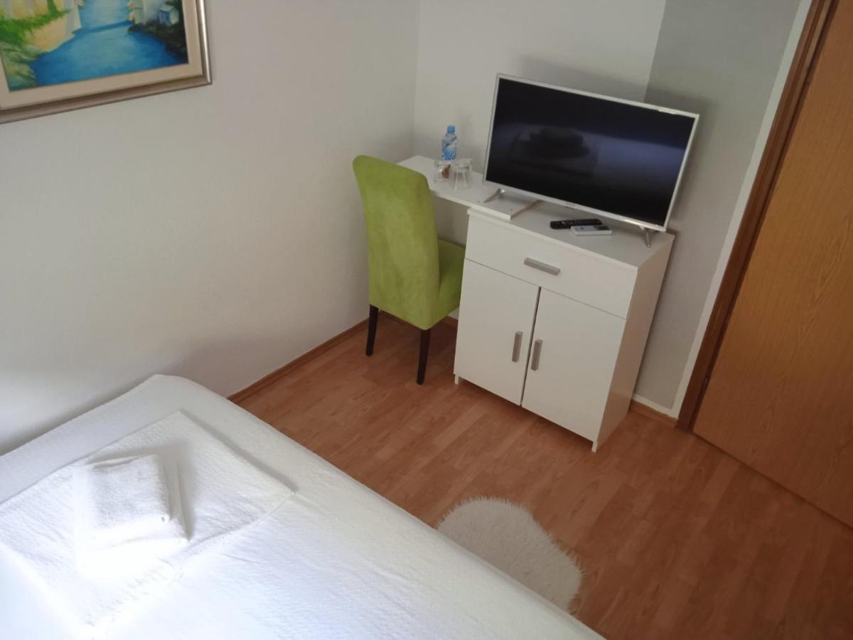 Villa Monera Apartments & Rooms & Free Garage Mostar Extérieur photo