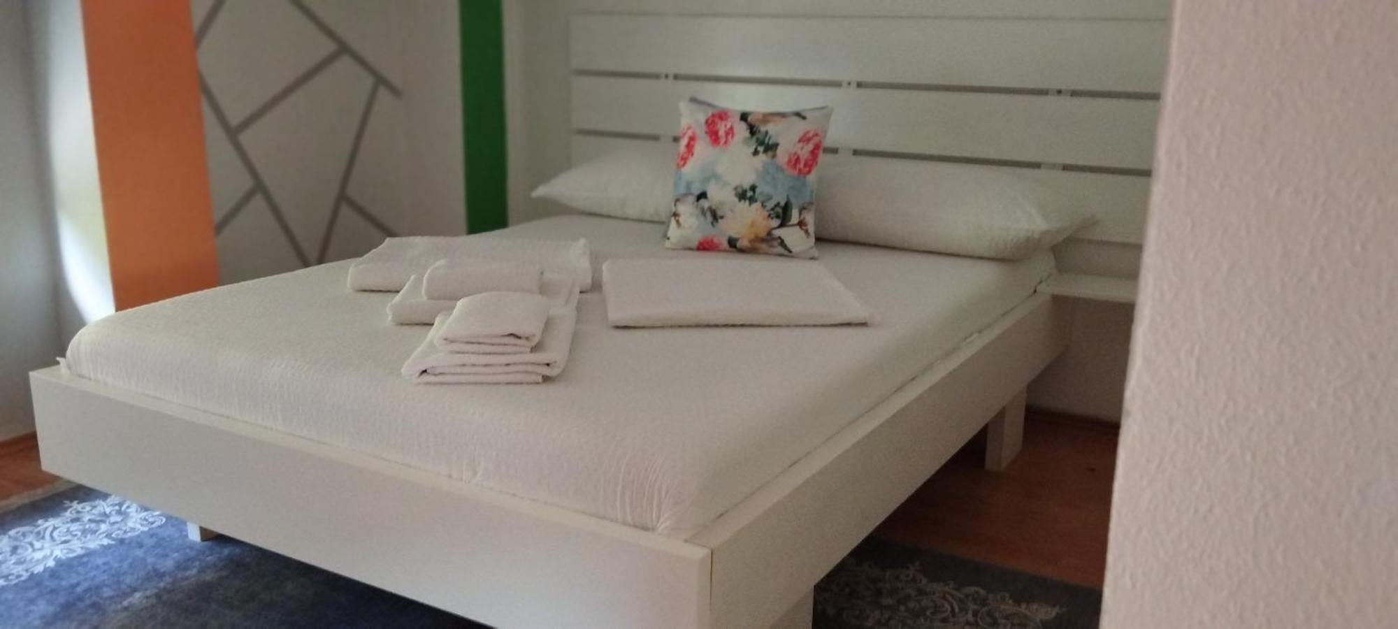 Villa Monera Apartments & Rooms & Free Garage Mostar Extérieur photo